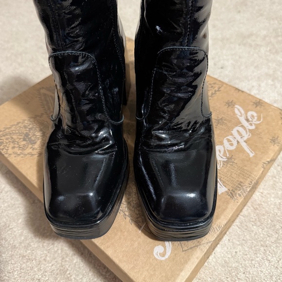 Free People Ruby black patent leather platform boots. Size 39.5. - Picture 3 of 12